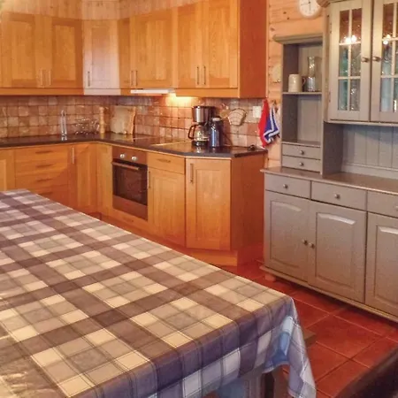 Stunning In Lindesnes With Sauna * Svinoy