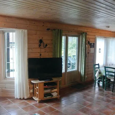 Stunning In Lindesnes With Sauna Svinoy